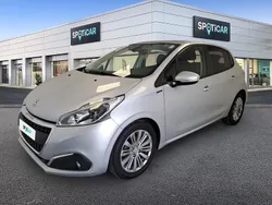 Cinzento Usado 2018 Peugeot 208 Signature Sky Citadino | € 13.850 (Preço justo)