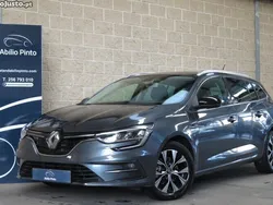 Cinza Usado 2021 Renault Mégane IV LIMITED Sedan | € 15.900 (Super Preço)