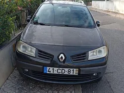 Usado 2006 Renault Mégane II Sedan | € 2.100 (Preço justo)