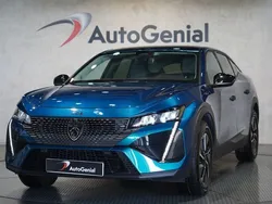 Azul Usado 2024 Peugeot 408 Allure Sedan | € 30.990 (Preço justo)