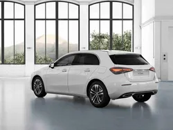 Branco Novo 2025 Mercedes A200 Citadino | € 46.025 (Preço elevado)