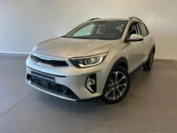 Cinza Usado 2024 Kia Stonic SUV | € 18.990 (Preço justo)