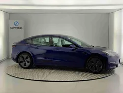 Azul Usado 2023 Tesla Model 3 Sedan | € 34.990 (Preço justo)