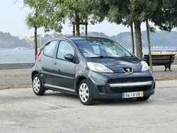 Cinzento Usado 2010 Peugeot 107 Citadino | € 3.500 (Bom preço)