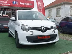 Branco Usado 2016 Renault Twingo LIMITED Citadino | € 8.480 (Preço justo)