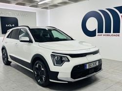Branco Usado 2023 Kia e-Niro SUV | € 31.499 (Preço justo)