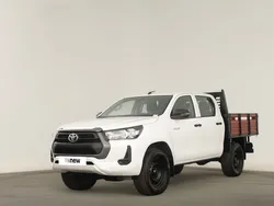 Branco Usado 2021 Toyota HiLux Pickup | € 38.990 (Preço elevado)