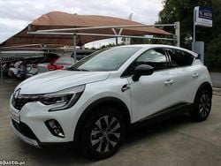 Branco Usado 2023 Renault Captur SUV | € 21.500 (Preço elevado)