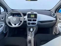 Branco Usado 2018 Renault Zoe Citadino | € 11.390 (Preço justo)