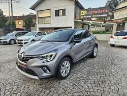 Cinza Usado 2022 Renault Captur SUV | € 16.900 (Preço elevado)