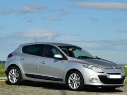 Usado 2010 Renault Mégane III Sedan | € 6.990