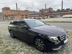 Usado 2019 Mercedes E300 Sedan | € 23.800 (Bom preço)