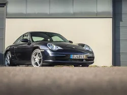 Usado 2004 Porsche 911 Carrera 4 | € 42.900