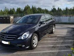 Usado 2009 Mercedes R350 Monovolume | € 15.000