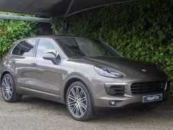 Castanho Usado 2014 Porsche Cayenne Platinum Edition SUV | € 40.900 (Bom preço)