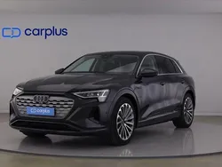 Cinzento Usado 2024 Audi Q8 e-tron Advanced SUV | € 59.500 (Bom preço)