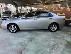Cinzento Usado 2004 Honda Accord | € 5.900