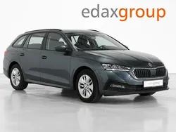 Cinza Usado 2021 Skoda Octavia Ambition Carrinha | € 16.990 (Preço justo)