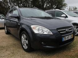 Cinzento Usado 2009 Kia Ceed Sportswagon Carrinha | € 6.000