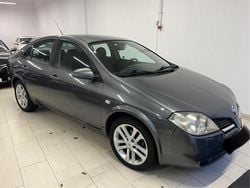 Cinza Usado 2002 Nissan Primera Tekna Sedan | € 4.900