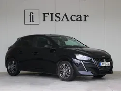 Preto Usado 2022 Peugeot 208 Allure Citadino | € 16.500 (Preço justo)