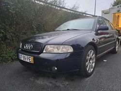 Usado 2000 Audi A4 Sedan | € 2.300