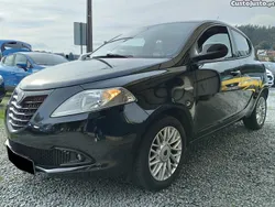 Preto Usado 2014 Lancia Ypsilon Gold Citadino | € 7.500 (Preço justo)