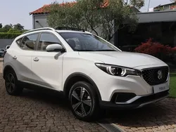 Branco Usado 2021 MG ZS Sedan | € 20.950 (Preço elevado)