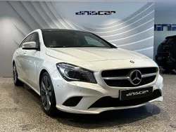 Branco Usado 2016 Mercedes CLA180 Urban Sedan | € 17.900