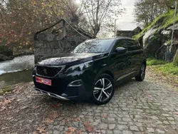 Preto (metalizado) Usado 2018 Peugeot 5008 GT-line Monovolume | € 24.999 (Preço justo)