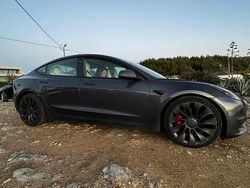 Cinzento Usado 2021 Tesla Model 3 Performance Sedan | € 32.000 (Preço justo)