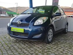 Azul Usado 2010 Toyota Yaris Comfort | € 7.190 (Bom preço)