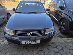 Usado 2000 VW Passat Sedan | € 2.150