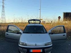 Usado 2002 Fiat Punto Sport Citadino | € 1.300 (Bom preço)