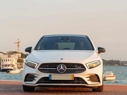 Branco Usado 2018 Mercedes A200 Citadino | € 28.000 (Preço elevado)
