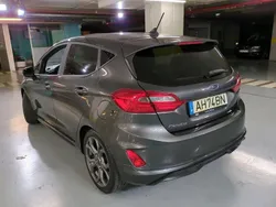 Cinza Usado 2021 Ford Fiesta ST-Line Citadino | € 16.800 (Preço justo)