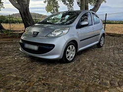 Cinza Usado 2007 Peugeot 107 Citadino | € 6.800