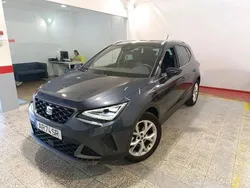 Cinza Usado 2022 Seat Arona FR SUV | € 17.600 (Preço justo)