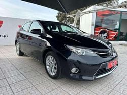 Preto Usado 2013 Toyota Auris Comfort | € 13.950