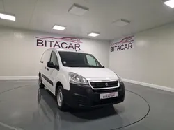 Branco Usado 2017 Peugeot Partner Monovolume | € 17.950 (Caro)