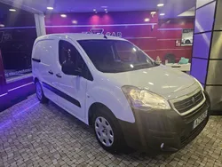 Branco Usado 2017 Peugeot Partner Outdoor Monovolume | € 11.990 (Preço elevado)