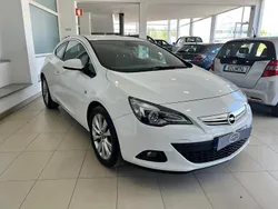 Branco Usado 2012 Opel Astra GTC | € 10.990