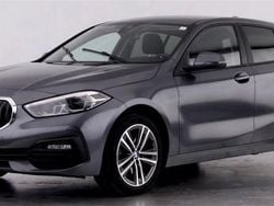 Cinza Usado 2021 BMW 116 Sport Line Citadino | € 21.750 (Preço justo)