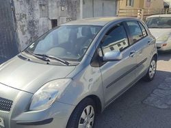 Usado 2007 Toyota Yaris Sedan | € 5.700 (Bom preço)