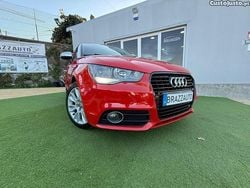 Vermelho Usado 2012 Audi A1 | € 10.900