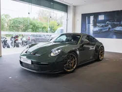 Paint to sample: oak green metallic Usado 2024 Porsche 992 | € 294.750