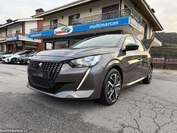 Cinza Usado 2023 Peugeot 208 Style Citadino | € 14.990 (Bom preço)