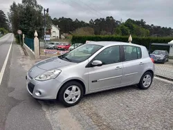 Cinzento Usado 2013 Renault Clio IV Citadino | € 7.300 (Bom preço)