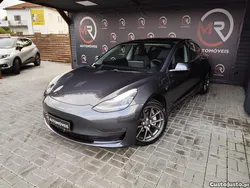 Cinza Usado 2019 Tesla Model 3 Long Range AWD Sedan | € 25.900 (Preço justo)