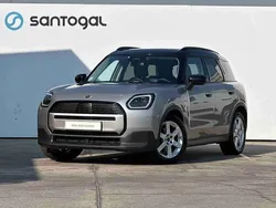 Cinzento Usado 2024 Mini Countryman Classic SUV | € 41.490